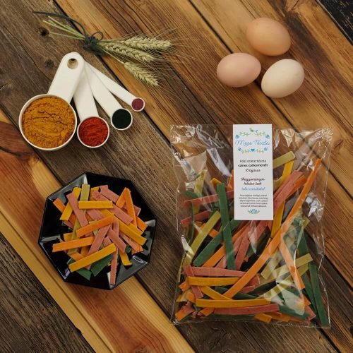 MeseTészta - színes szélesmetélt, 250 g
